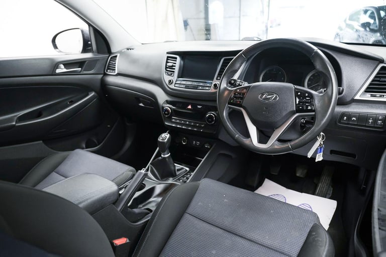  Hyundai TUCSON 1.7 CRDi Blue Drive SE Nav Euro 6 (s/s) 5dr Diesel Manual
