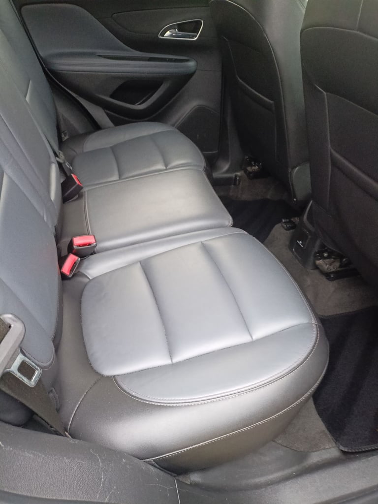 DIESEL Vauxhall, MOKKA SE, Hatchback, 2016, Manual, 1598 (cc), 5 doors