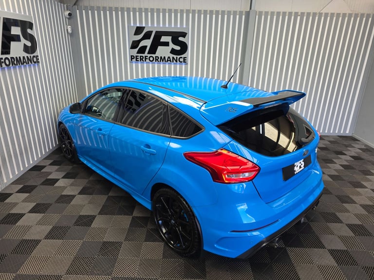 2017 Ford Focus 2.3T EcoBoost RS Hatchback 5dr Petrol Manual AWD Euro 6 (s/s) (350 ps) Hatchback ...
