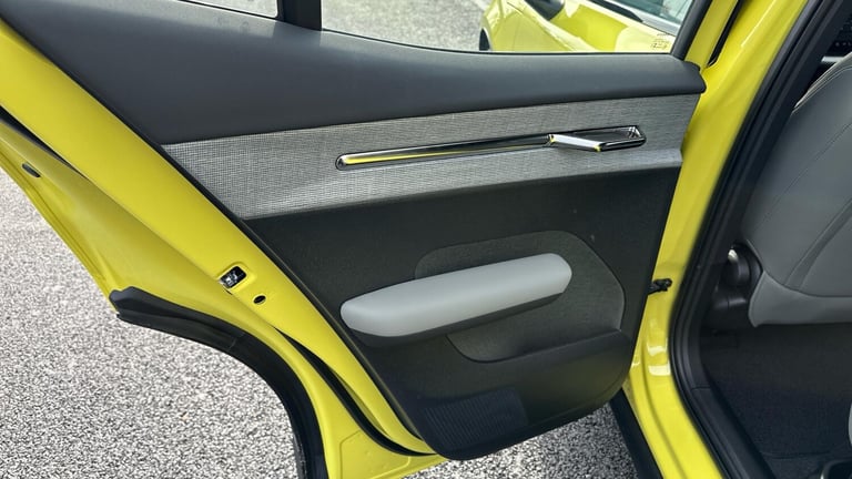 2025 Volvo EX30 315kW Twin Motor Performance Plus 69kWh 5dr Auto ESTATE ELECTRIC Automatic