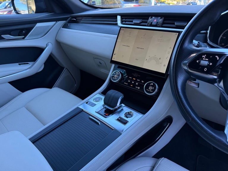 2022 Jaguar F-Pace 2.0 P250i R-Dynamic Black SUV 5dr Petrol Auto AWD Euro 6 (s/s) (250 ps) ESTATE...