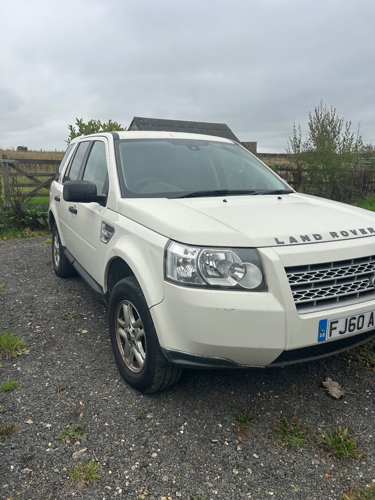 Land Rover, FREELANDER, Estate, 2010, Manual, 2179 (cc), 5 doors