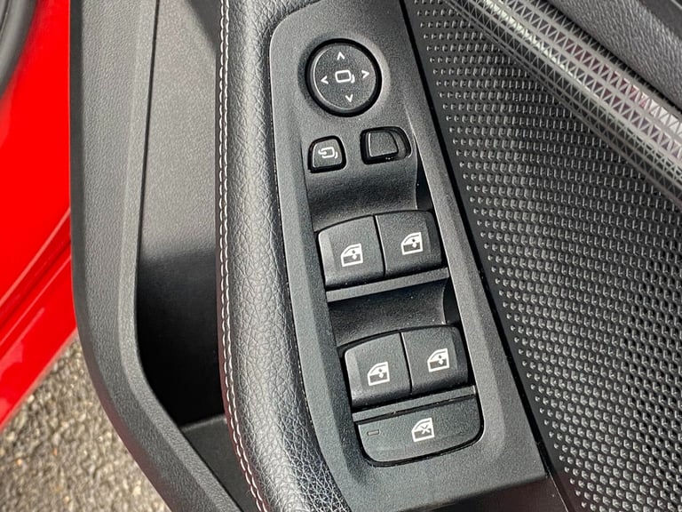 2021 BMW 1 Series 118i Sport Auto 5dr - Virtual Cockpit &amp; Apple CarPlay &amp; Heated Seats HA...