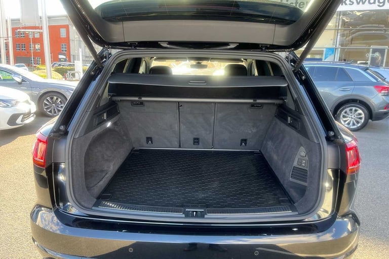 2023 Volkswagen Touareg 3.0 V6 TDI 4Motion Black Edition 5dr Tip Auto SUV Diesel Automatic