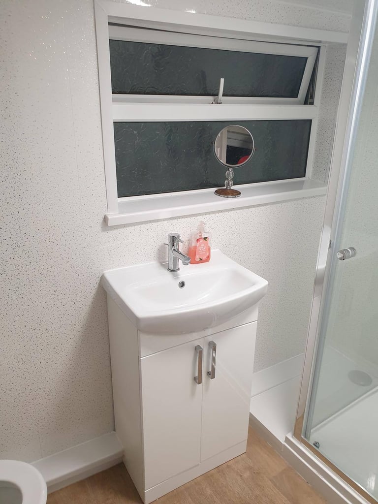 Spacious and Cosy Double Room for Rent in - BS3 4PF