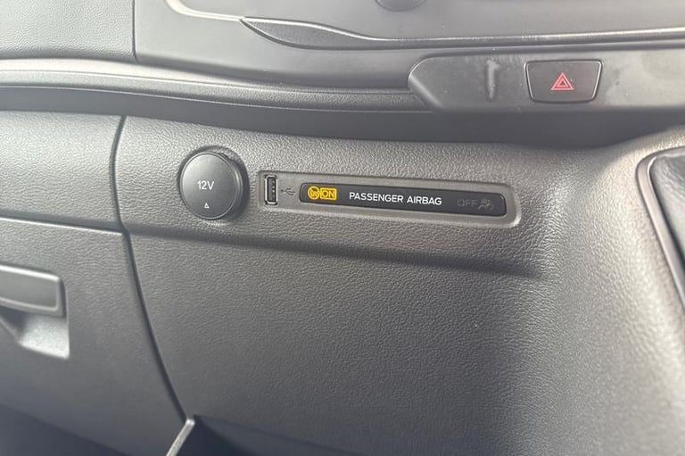 2025 Ford Transit 460 Leader L4 H3 ELWB High Roof 17 Seater Minibus RWD 2.0 EcoBlue 165ps, AI Min...