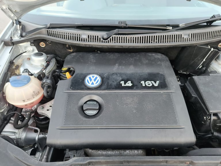 VW POLO AUTOMATIC 1.4LTR PETROL VERY TIDY CLEAN CAR CHEAPER RUN AROUND