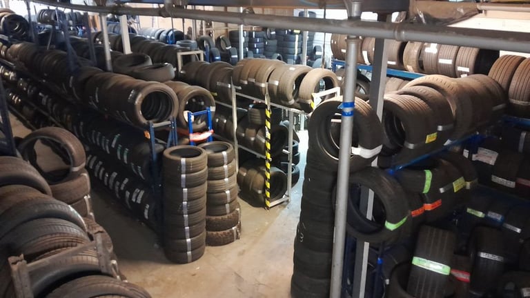  235 45 19 Michelin PS4'tyres full matching set like new Only £180 fitted and balanced open 7 days