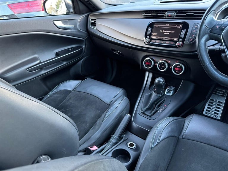 2015 Alfa Romeo Giulietta 1750 TBi Quadrifoglio Verde TCT Euro 6 (s/s) 5dr Hatchback Petrol Autom...