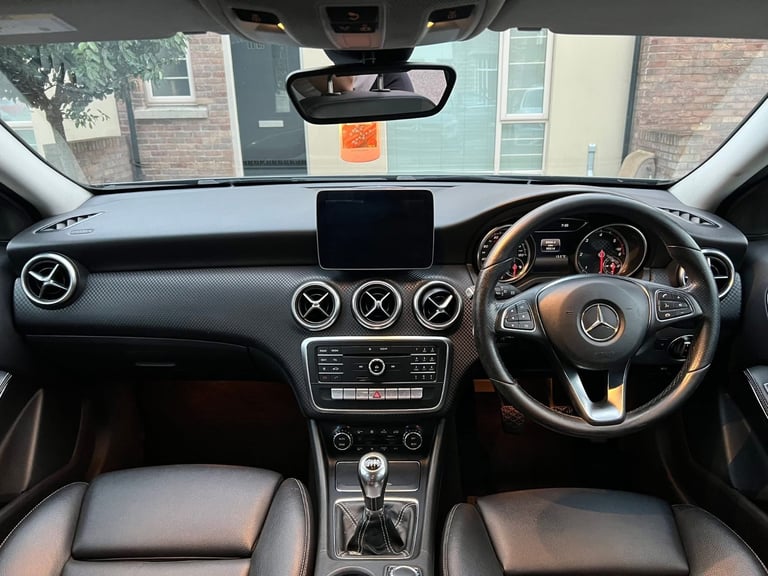 Mercedes-Benz, A CLASS, Hatchback, 2017, Manual, 1461 (cc), 5 doors