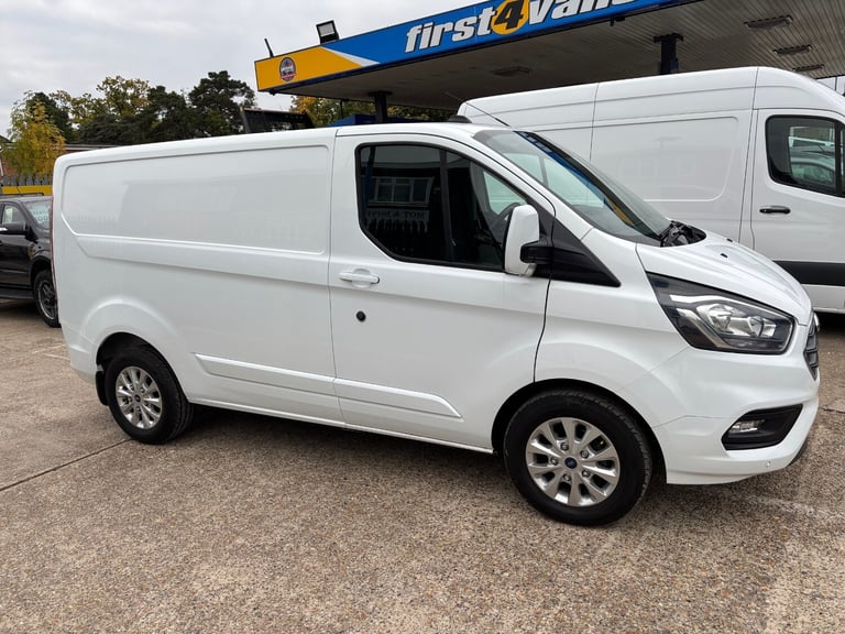2022 Ford Transit Custom 2.0 EcoBlue 130ps Low Roof Limited Van PANEL VAN Diesel Manual