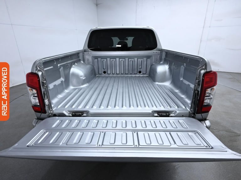 2020 Mitsubishi L200 2.2 DI-D DC Barbarian X Pickup Double Cab 4dr Diesel Auto 4WD Euro 6 (s/s)  ...