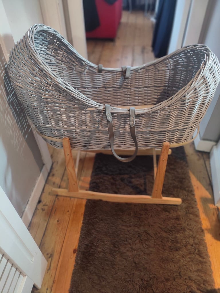 image for Noah pod baby crib