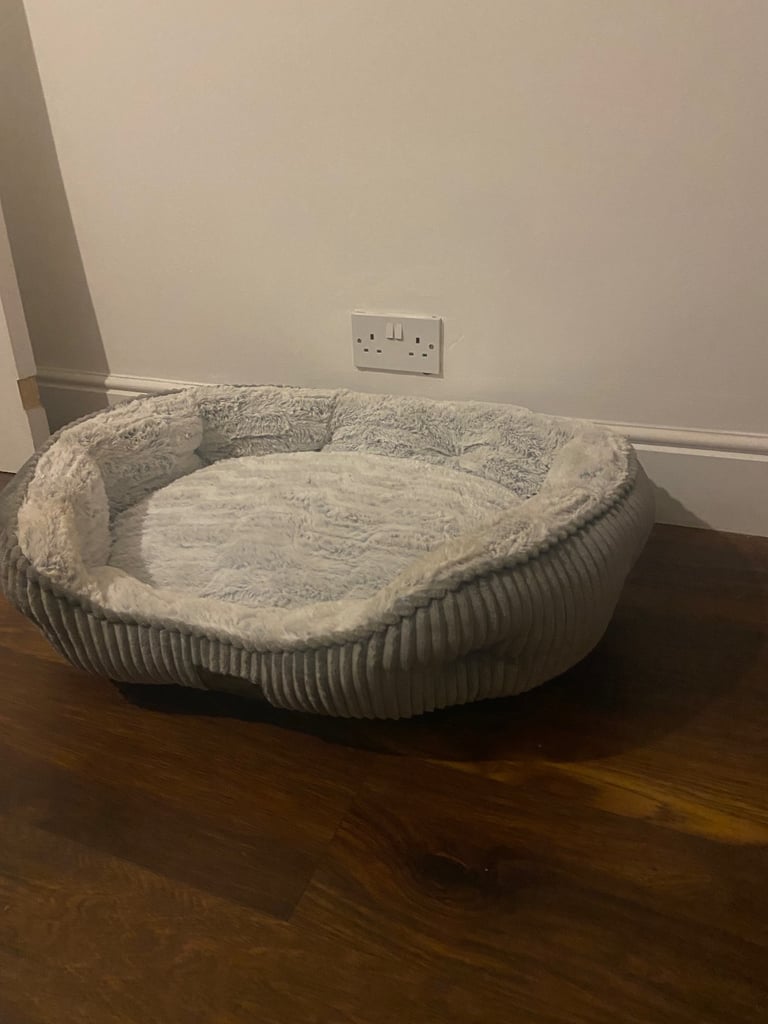 Memory foam dog bed - good as new 