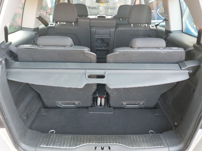 2009 Vauxhall Zafira 1.6 LONG MOT FSH Drives Superb