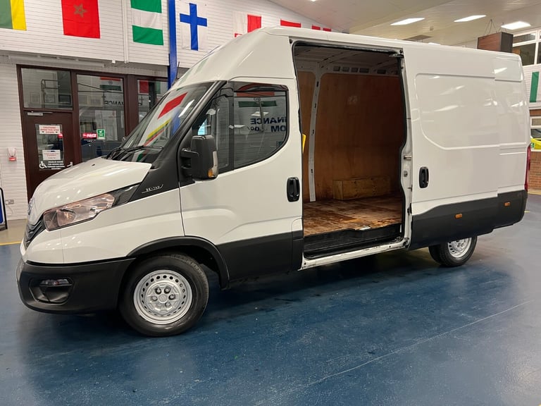 2023 Iveco Daily 35S14 3520WB 2.3 HPI DIESEL 136PS MWB MEDIUM HIGH ROOF VAN (EURO 6) PANEL VAN Di...