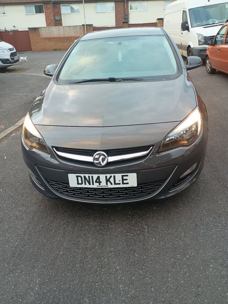 Vauxhall, ASTRA, Hatchback, 2014, Manual, 1598 (cc), 5 doors