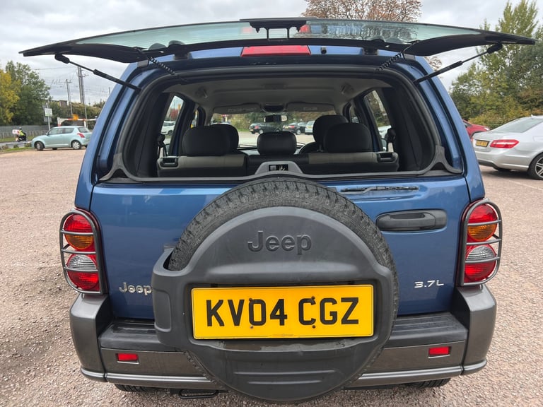 Jeep, CHEROKEE, Estate, 2004, Other, 3700 (cc), 5 doors