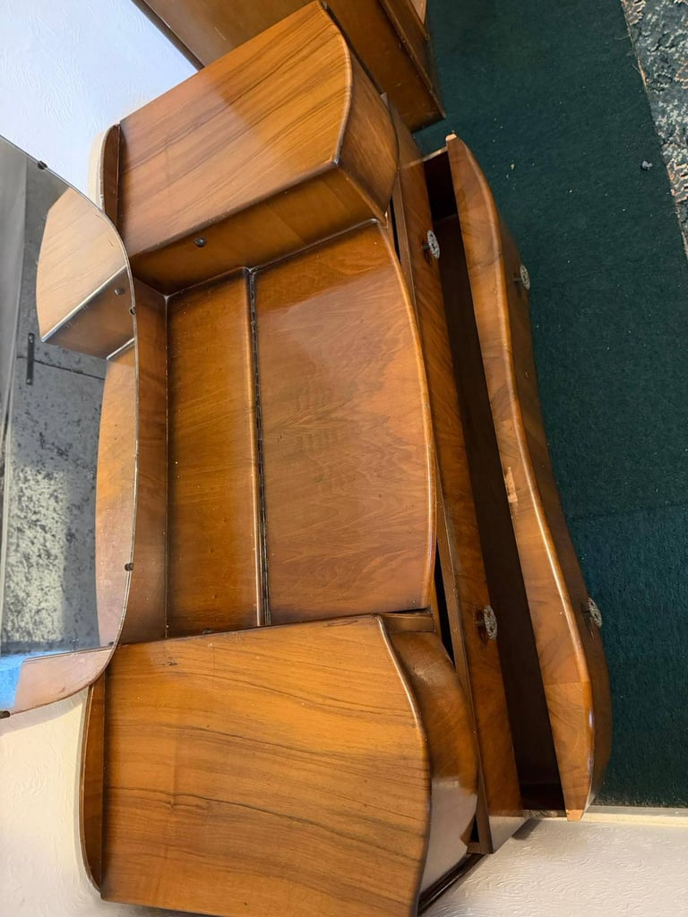 Antique bedroom furniture 