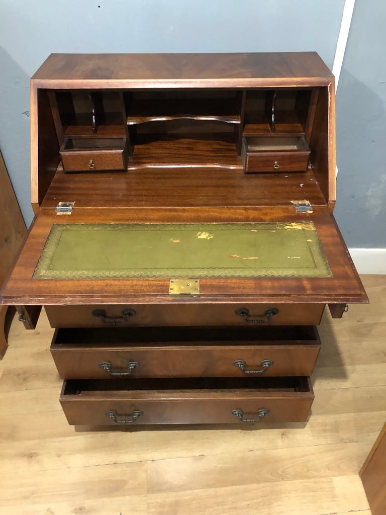 Antique wooden bureau writing desk with drawers 