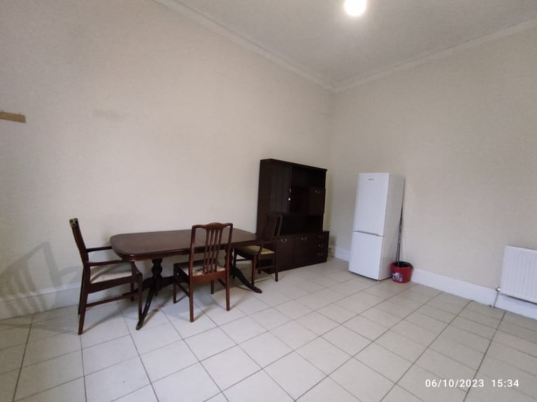Immediate Room's for Rent in City of Glasgow Available