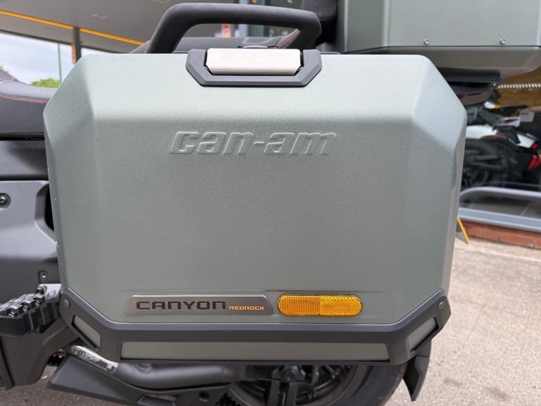 2025 Can-Am Canyon RedRock 1330cc 6 speed semi automatic Spyder trike 