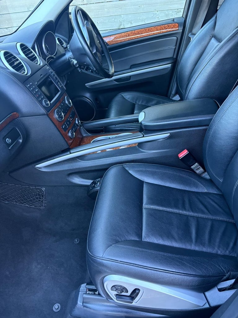 MERCEDES-BENZ GL CLASS 3.0 GL350 CDI V6 BlueEfficiency 2011