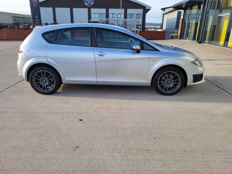 2007 SEAT Leon 1.6 Reference 5dr HATCHBACK Petrol Manual