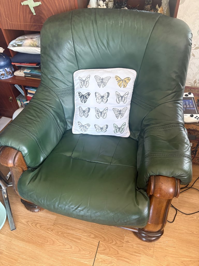 3 piece leather suite 3/1/1