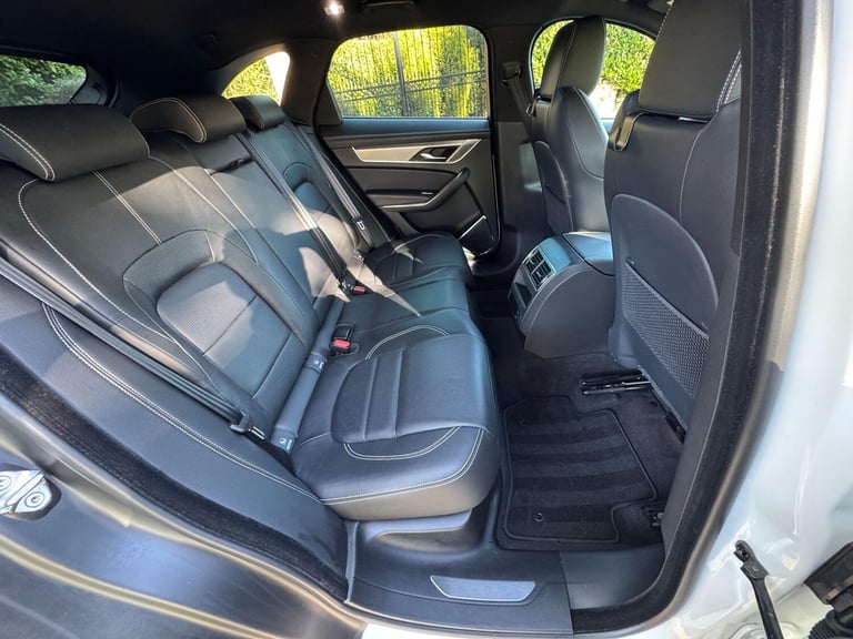 2021 Jaguar F-Pace 2.0 D200 MHEV R-Dynamic S SUV 5dr Diesel Auto AWD Euro 6 (s/s) (204 ps) ESTATE...