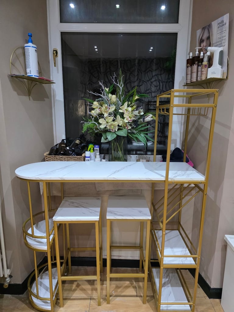 image for Bar/Make up Table with x 2 stools 