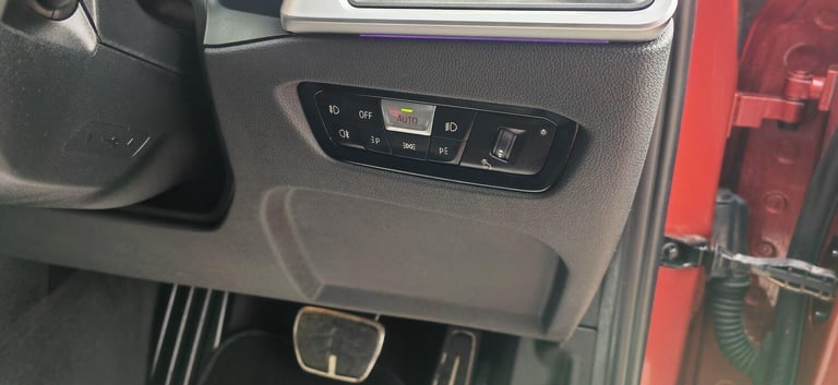 2019 BMW 3 Series 2.0 330e 12kWh M Sport Auto Euro 6 (s/s) 4dr SALOON Petrol/Electric Hybrid Auto...