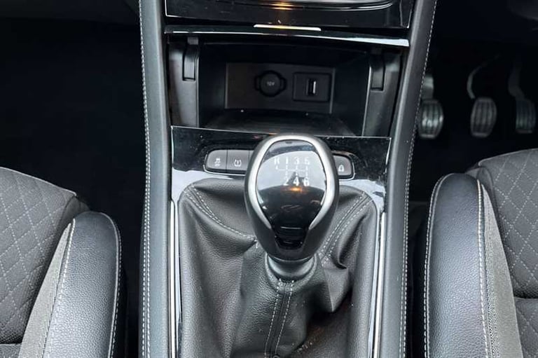 2020 Vauxhall Grandland X 1.2 Turbo SRi Nav 5dr HATCHBACK PETROL Manual