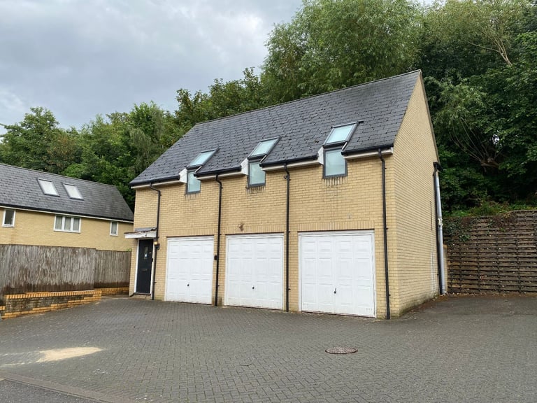 Large Garage on Private Estate (9ft x 17ft) (2 Available next to each other) 