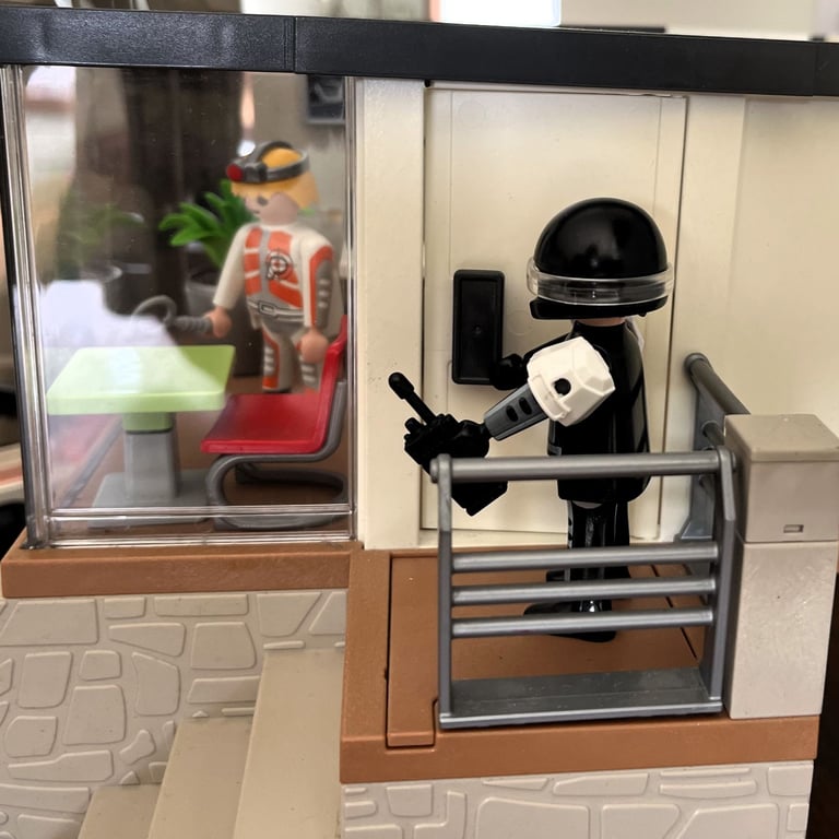 Playmobil 4875 Top Agents Secret HQ. Figures, vehicles, accessories, box, manual, tool. 7-12 yrs