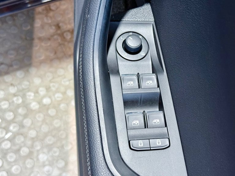 2023 23 SKODA SUPERB 1.4 TSI IV 13KWH LAURIN &amp; KLEMENT ESTATE 5DR PETROL PLUG-IN