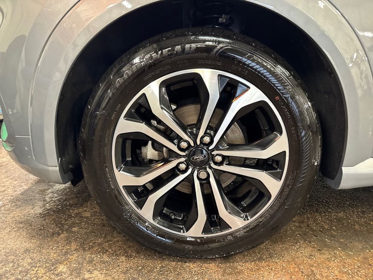 2023 Ford Puma 1.0 EcoBoost Hybrid mHEV ST-Line 5dr DCT HATCHBACK PETROL Automatic