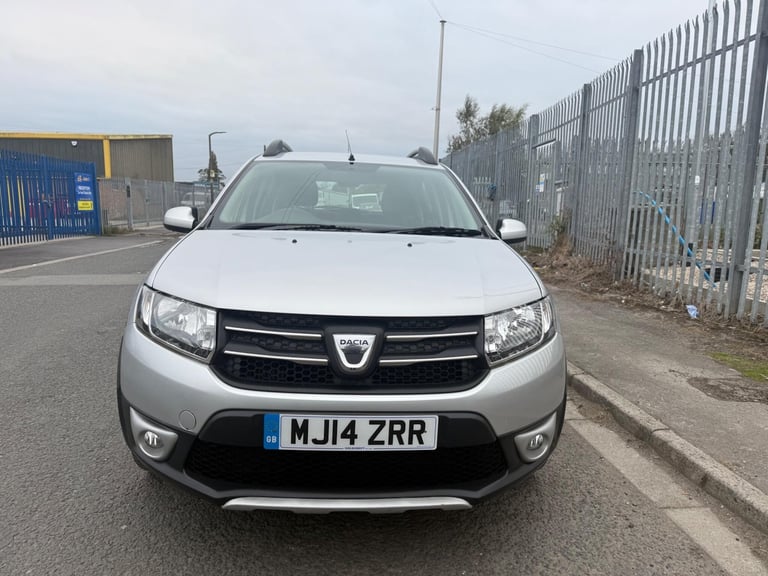 2014 Dacia Sandero Stepway 0.9 TCe Laureate Euro 5 5dr HATCHBACK Petrol Manual