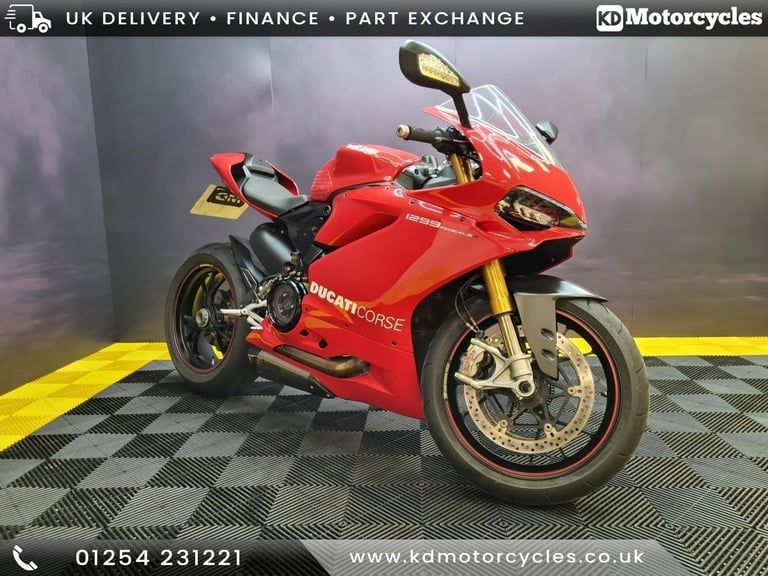 Ducati 1299 Panigale S 2015 Very Low Miles Stunning Condition