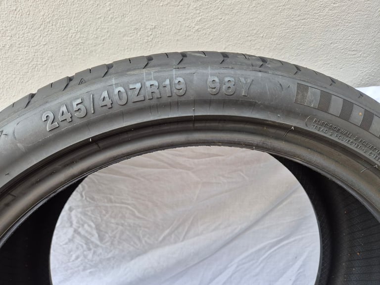  245 40 19 Radar R8+ Tyres New 
