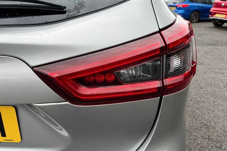 2020 Nissan Qashqai 1.3 DIG-T N-Connecta SUV 5dr Petrol Manual Euro 6 (s/s) (140 ps) SUV Petrol M...
