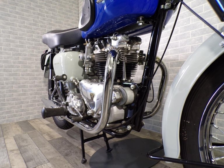 1959 TRIUMPH T120 BONNEVILLE Royal Blue Pearl Grey Fully Restored Rare Exclus...
