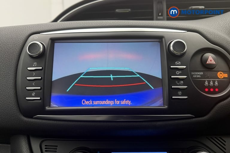 2020 Toyota Yaris 1.5 Hybrid Y20 5dr CVT [Bi-tone] HATCHBACK PETROL/ELECTRIC Automatic