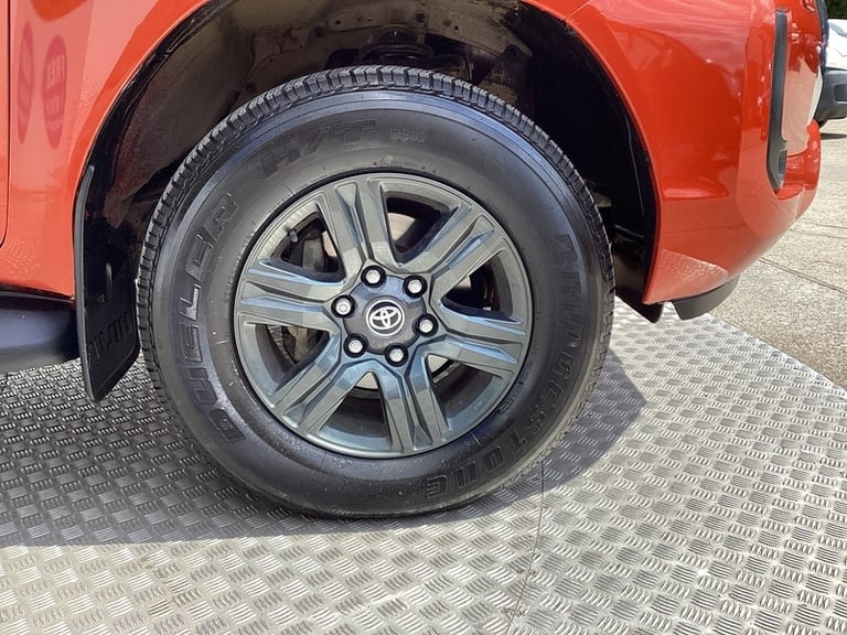 2022 Toyota Hilux D-4D Icon 4X4 D/C A/C Euro 6 Pickup Diesel Manual