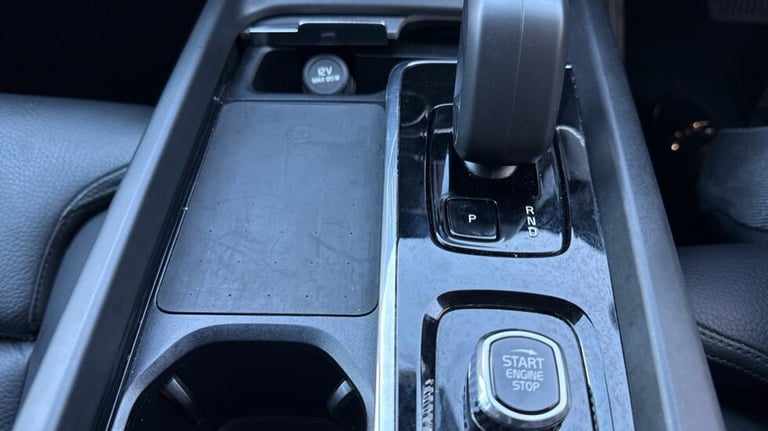 2024 Volvo XC60 Plus, B5 AWD Mild hybrid, Petrol, Dark Estate Petrol Automatic