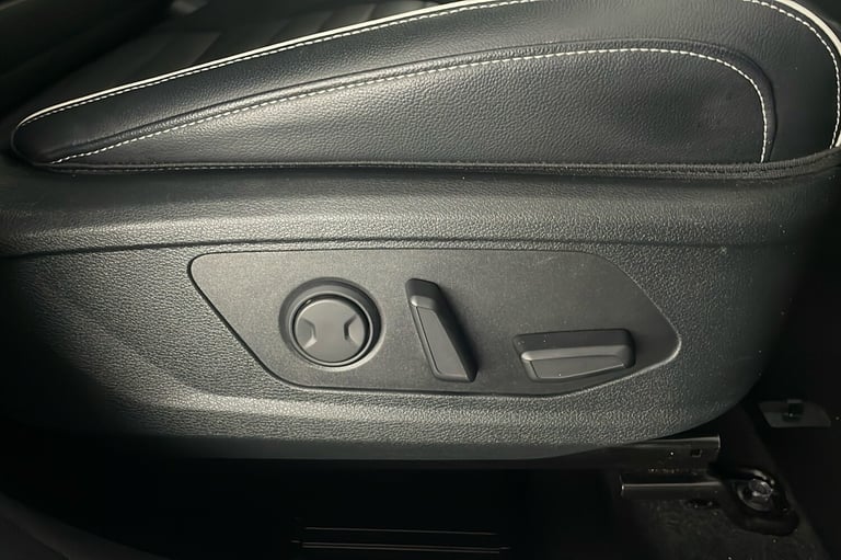  Kia Sportage 1.6 H T Gdi Gt Line S Suv 5dr Petrol Hybrid Auto Euro 6 s/s 207