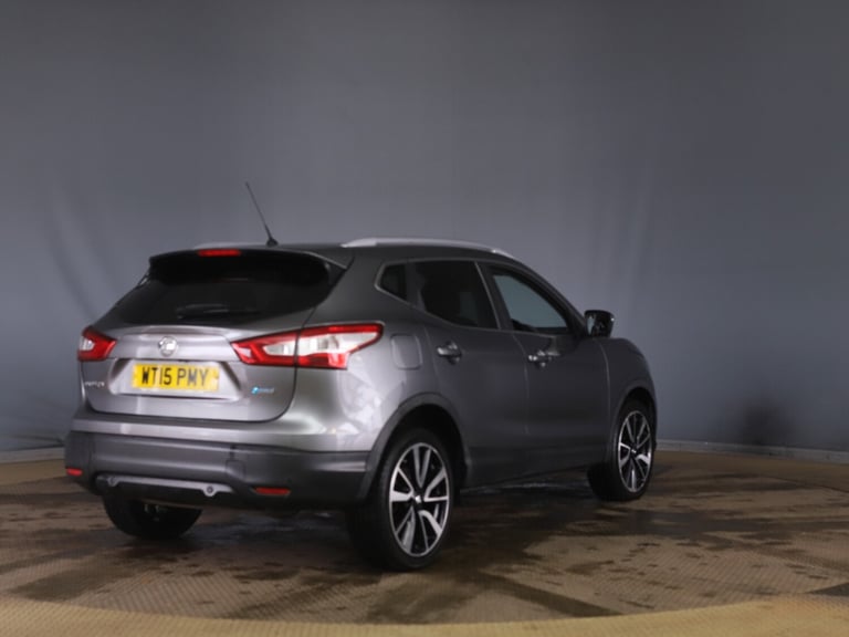 2015 Nissan Qashqai 1.5 dCi Tekna SUV 5dr Diesel Manual 2WD Euro 5 (s/s) (110