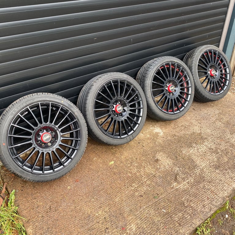 image for Advanti Racing Alloy Wheels S911 - 17” 4x100 4x114.3 ET40 7J