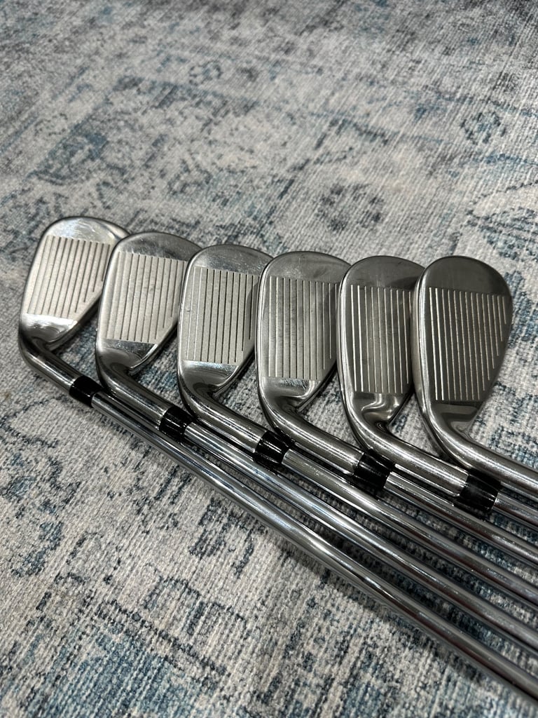 Callaway Rogue golf clubs