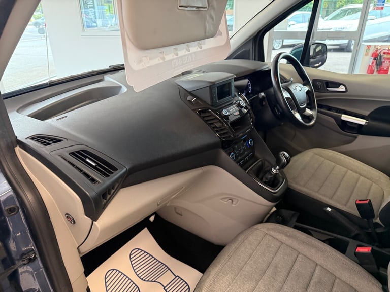 2019 Ford Grand Tourneo Connect 1.5 EcoBlue 120 Titanium 5dr MPV Diesel Manual